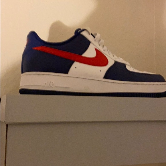 Good condition one wear them twice - Picture 1 of 4